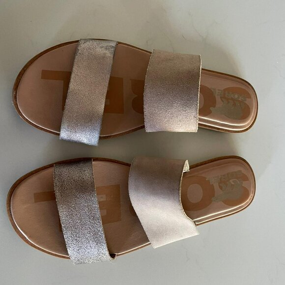 Sorel Women's Ella II Slide Sandals / Tan Metallic Slides Flats - Picture 5 of 5